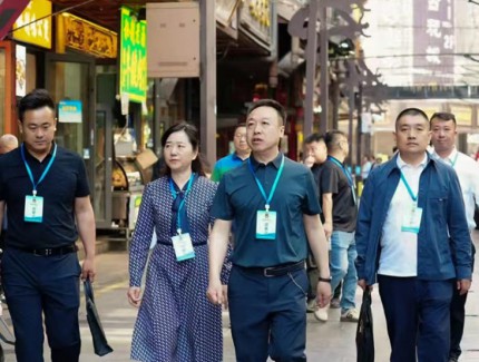 兰州市城关区政协督办牛肉拉面总部经济重点提案共商发展